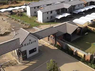 3 Bedroom Apartment For Sale in Pretoria - 7GkQ.webp