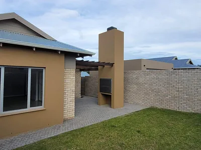 3 Bedroom House For Sale in George - 0blo.webp