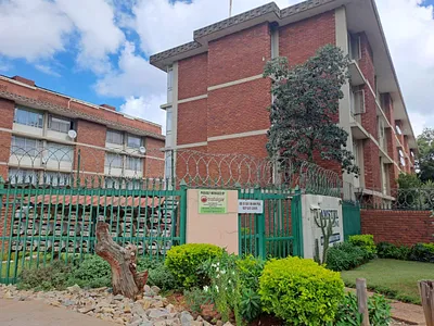 3 Bedroom Apartment For Sale in Pretoria - img