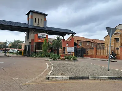 2 Bedroom Apartment For Sale in Akasia - elMd.webp