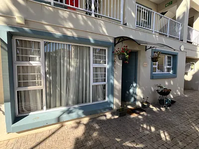 2 Bedroom Apartment For Sale in Mossel Bay - GmFy.webp
