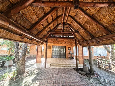 5 Bedroom House For Sale in Leeupoort - 44X6.webp