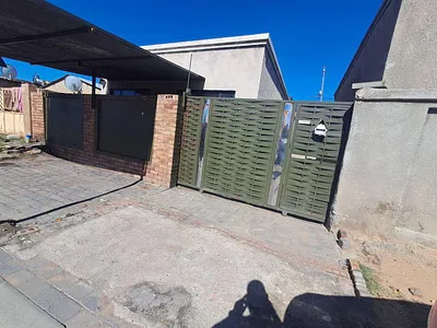 2 Bedroom House For Sale in Midrand - EdnR.webp