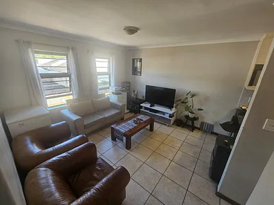 2 Bedroom Apartment To Rent in Durbanville - gQ7o.webp