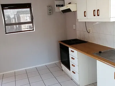 1 Bedroom Apartment To Rent in Bellville - DSWr.webp