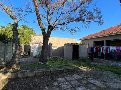 3 Bedroom House To Rent in Bellville - X7XT.webp