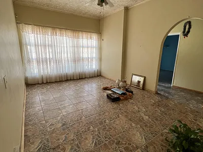 3 Bedroom House To Rent in Goodwood - img