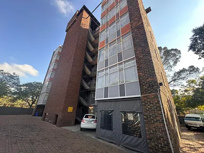 84 Bedroom Apartment For Sale in Pretoria - KcdI.webp