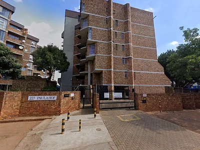 2 Bedroom Apartment For Sale in Pretoria - img