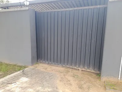 4 Bedroom House For Sale in Sandton - img