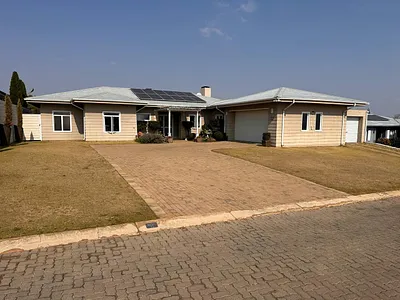 4 Bedroom House For Sale in Vaal Marina - img