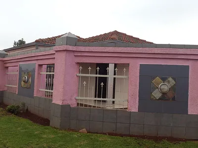 House For Sale in Germiston - iyPl.webp