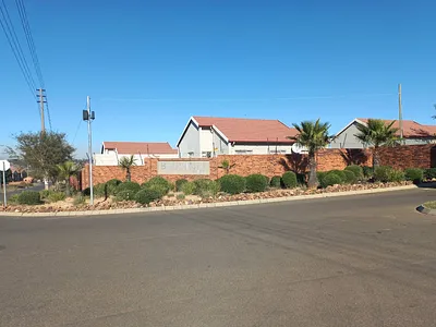 House For Sale in Witbank - QfWA.webp