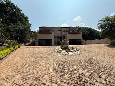 4 Bedroom House For Sale in Hartbeespoort - TJtt.webp