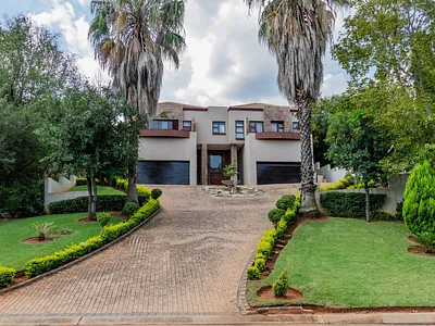4 Bedroom House For Sale in Hartbeespoort - iI7z.webp