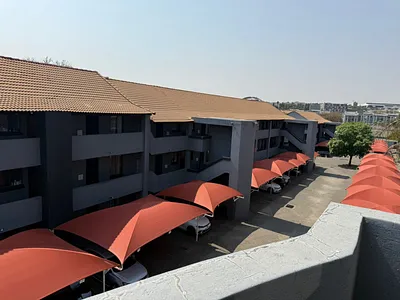 2 Bedroom Apartment For Sale in Midrand - img