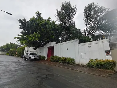 3 Bedroom House For Sale in Johannesburg - WmMj.webp