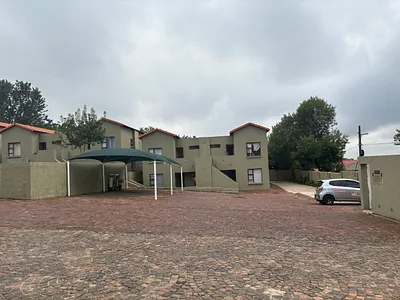 1 Bedroom Apartment For Sale in Randburg - eTGq.webp