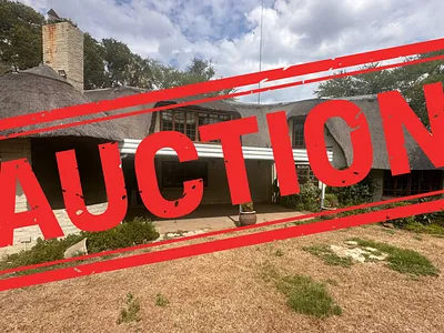 4 Bedroom House For Sale in Glen Austin, Midrand - 10ES.webp