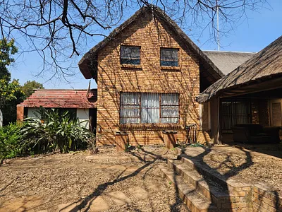 3 Bedroom House For Sale in Pretoria - Sza0.webp