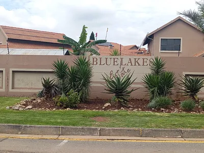 3 Bedroom Apartment For Sale in Benoni - zEdN.webp