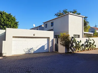 2 Bedroom House For Sale in Sandton - img