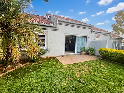 2 Bedroom Townhouse To Rent in Sandton - img