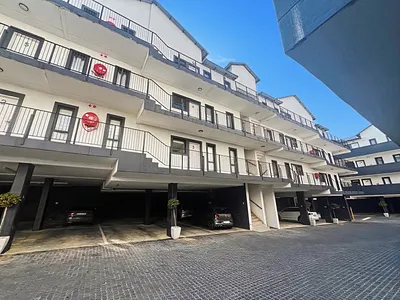 2 Bedroom Townhouse For Sale in Sandton - img