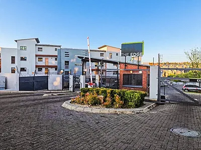 3 Bedroom Townhouse For Sale in Sandton - img