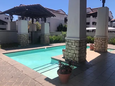 1 Bedroom Townhouse For Sale in Sandton - STf3.webp