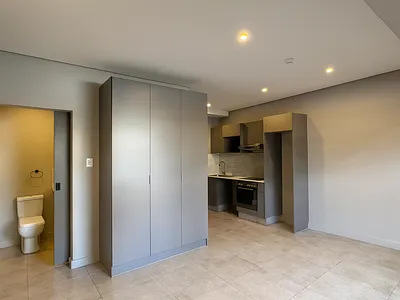 0.5 Bedroom Apartment For Sale in Sandton - img