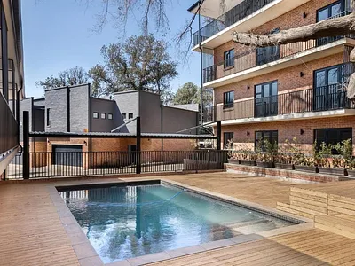 2 Bedroom Apartment For Sale in Sandton - img