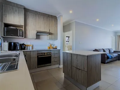 2 Bedroom Apartment For Sale in Sandton - img