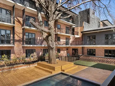 0.5 Bedroom Apartment To Rent in Sandton - img