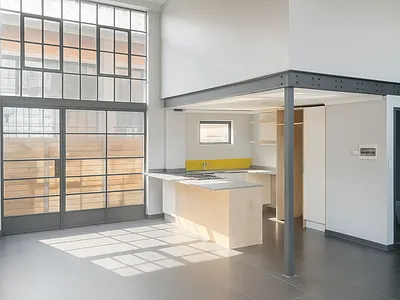 1 Bedroom Apartment To Rent in Johannesburg - aXHO.webp