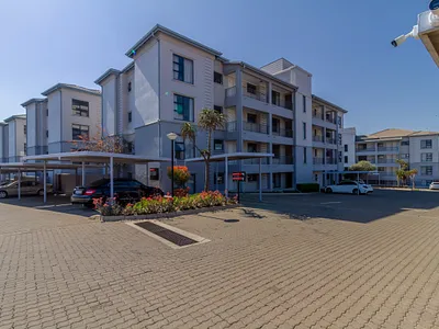 2 Bedroom Apartment For Sale in Sandton - img