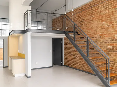 1 Bedroom Apartment To Rent in Johannesburg - q4zd.webp