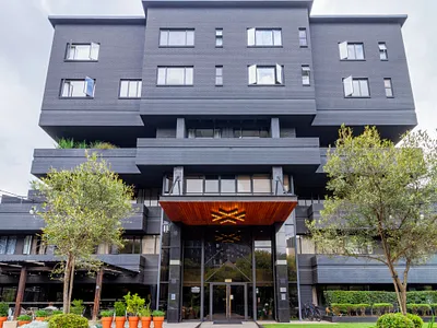 1 Bedroom Apartment For Sale in Sandton - img