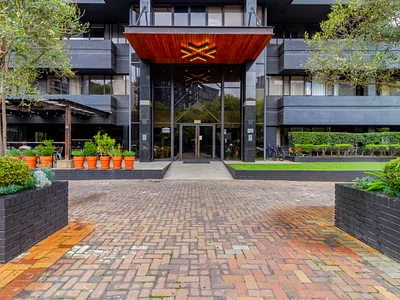 1 Bedroom Apartment For Sale in Sandton - U46W.webp