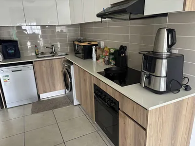 1 Bedroom Apartment To Rent in Sandton - img