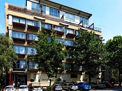 1 Bedroom Apartment For Sale in Johannesburg - img