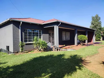 5 Bedroom House For Sale in Krugersdorp - img