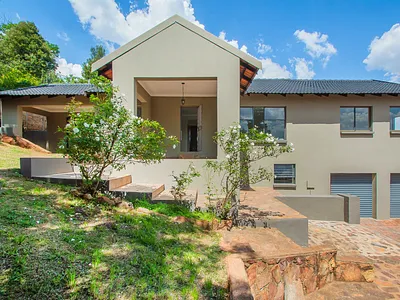 3 Bedroom House For Sale in Roodepoort - img