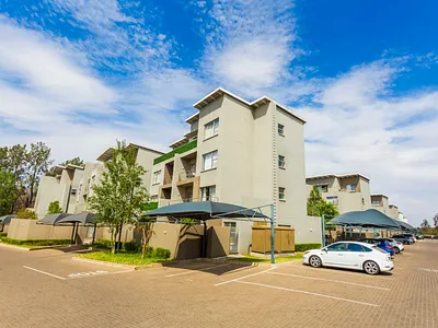 2 Bedroom Apartment For Sale in Sandton - cpEe.webp