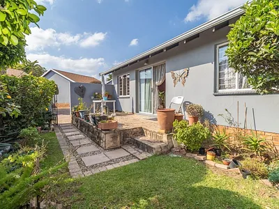 2 Bedroom Townhouse For Sale in Randburg - FbPK.webp