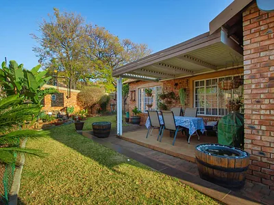3 Bedroom Townhouse For Sale in Roodepoort - Kn05.webp