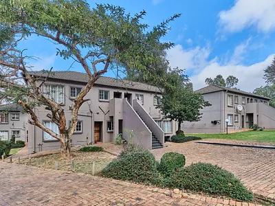 2 Bedroom Townhouse For Sale in Roodepoort - 3H4G.webp