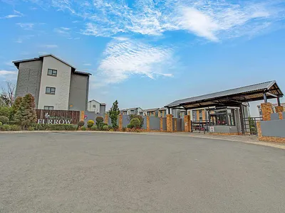 3 Bedroom Townhouse For Sale in Krugersdorp - rJCG.webp