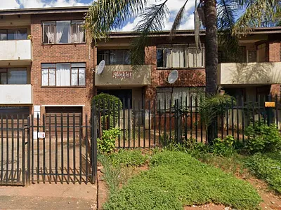1 Bedroom Apartment For Sale in Randburg - gdJo.webp