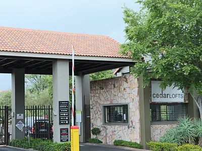 2 Bedroom Apartment For Sale in Sandton - lXXD.webp